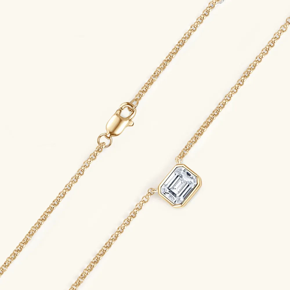 1 Carat Moissanite Pendant Necklace
