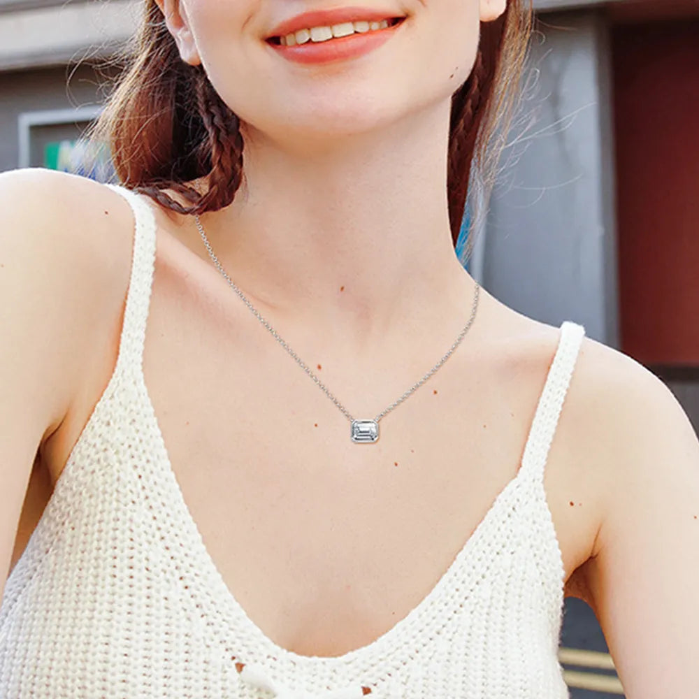 1 Carat Moissanite Pendant Necklace